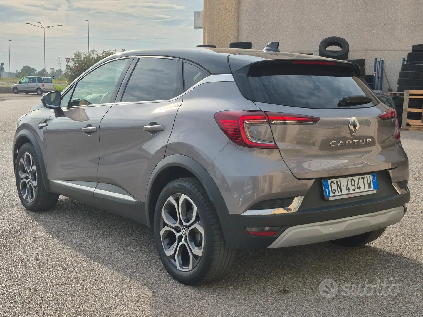 Renault Captur 2023 photo 4