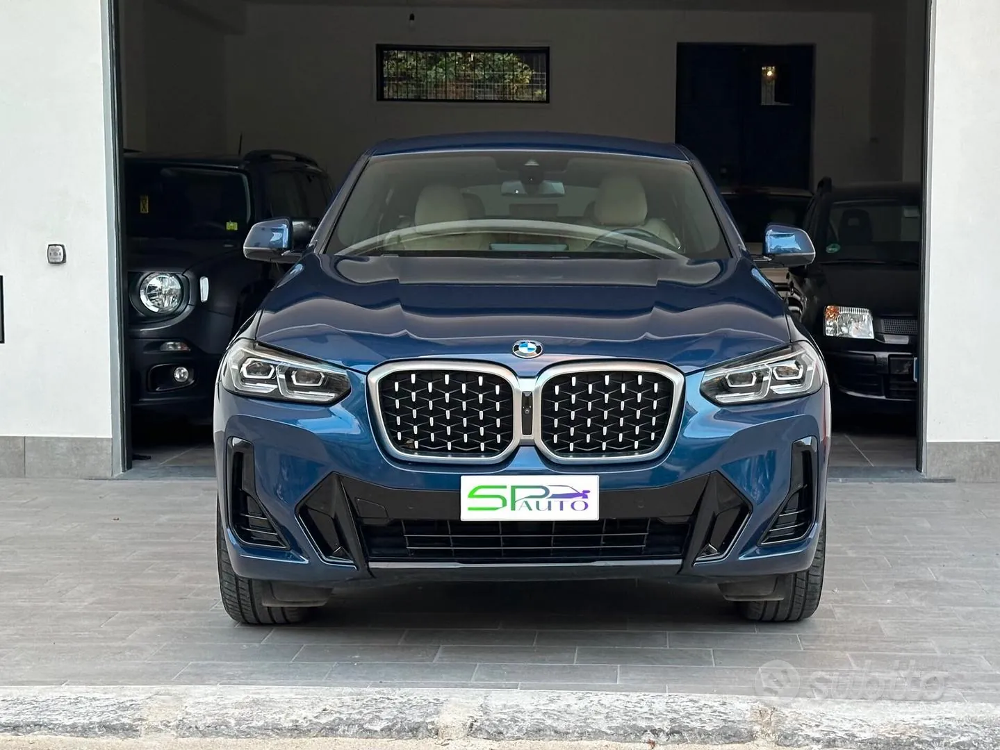 BMW X4 2022 photo 3