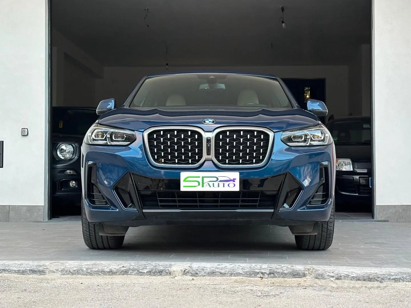 BMW X4 2022 photo 4