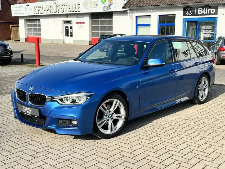 BMW 318I