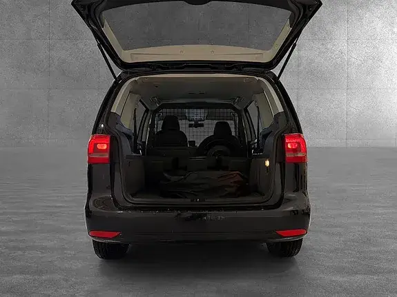 Volkswagen Touran 2012 photo 4