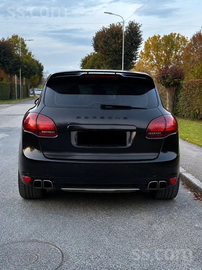 Porsche Cayenne 2012 photo 5
