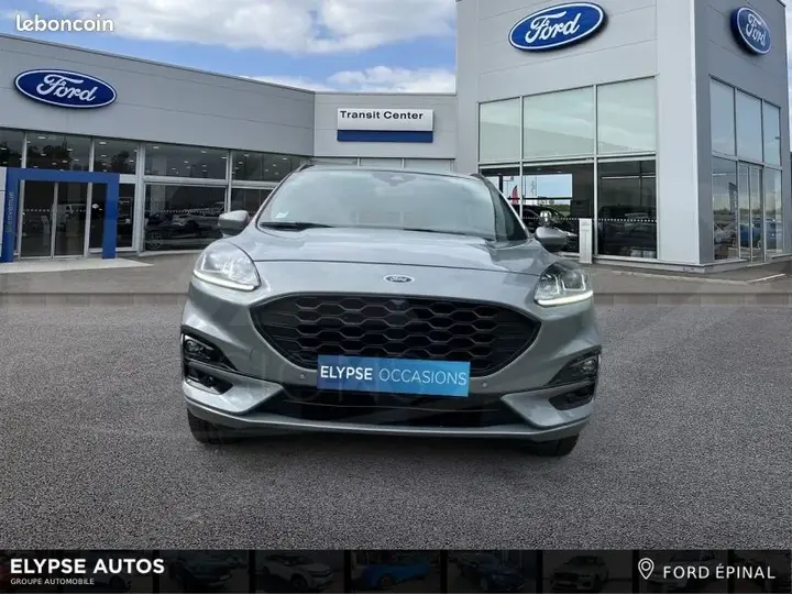 Ford Kuga 2022 photo 2