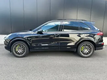 Porsche Cayenne 2017 photo 2