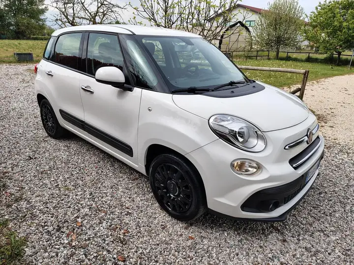 Fiat 500L 2021 photo 3