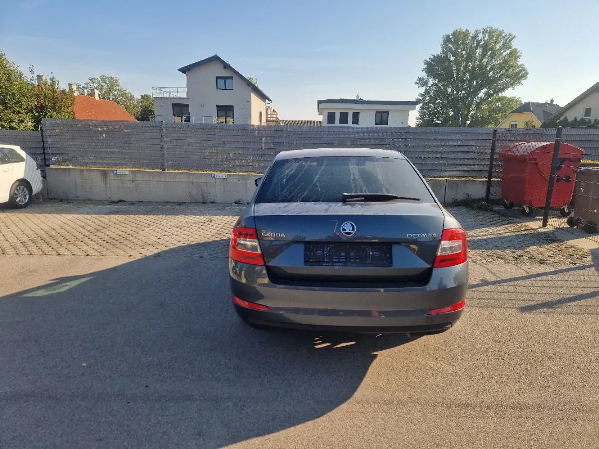 Skoda Octavia 2016 photo 2