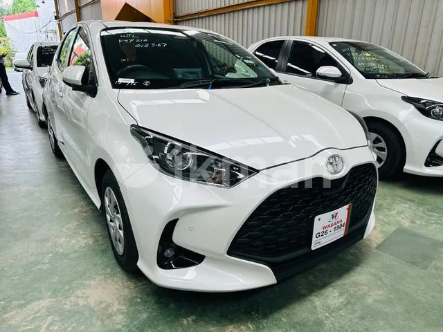 Toyota Yaris 2024 photo 2