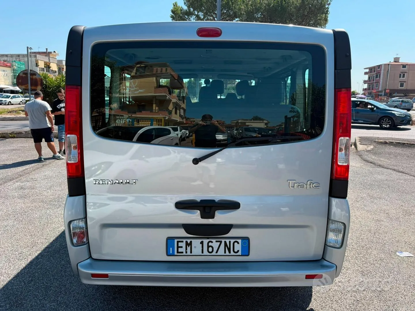 Renault Trafic 2012 photo 5