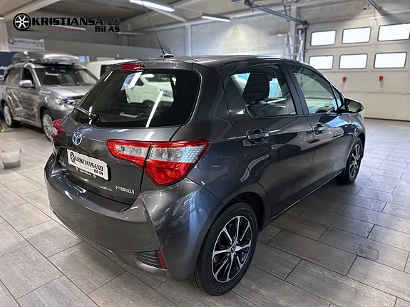 Toyota Yaris 2018 photo 5