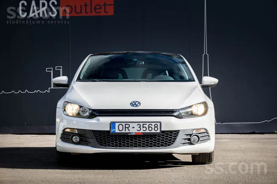 Volkswagen Scirocco 2010 photo 2
