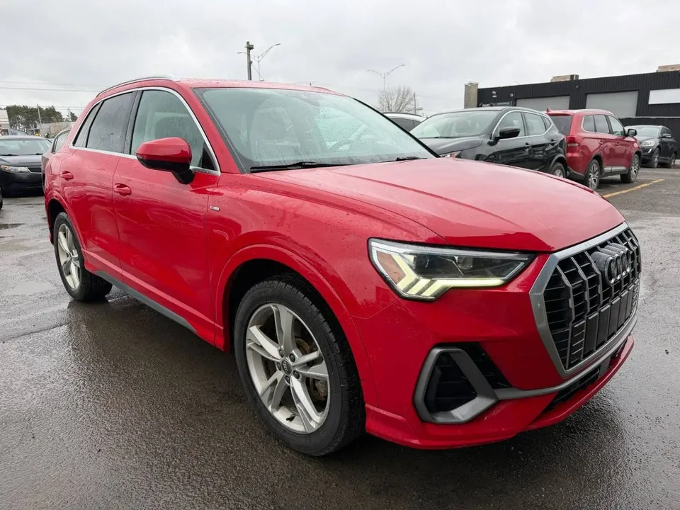 Audi Q3 2019 photo 2
