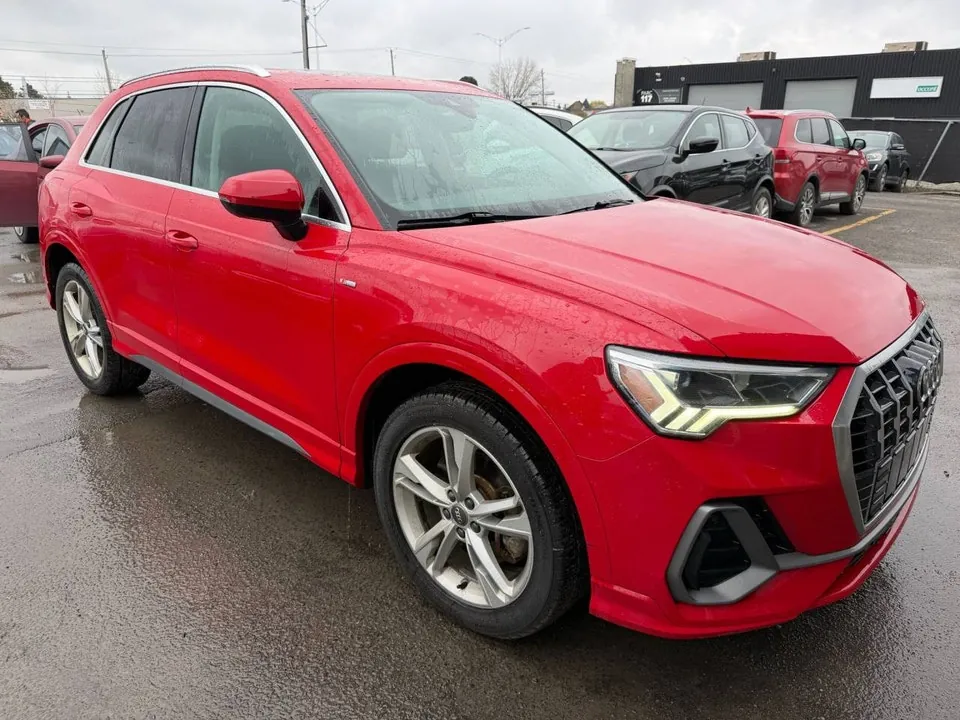 Audi Q3 2019 photo 3
