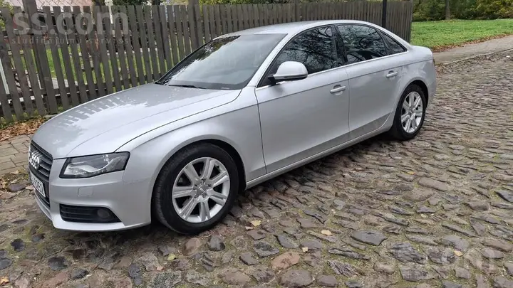Audi A4 2009 photo 4