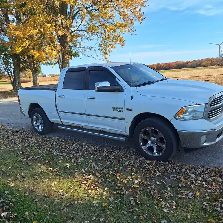 Dodge Ram 1500 2015 photo 2