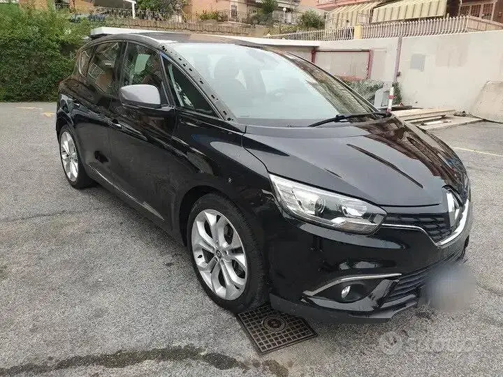 Renault Scenic 2018 photo 2