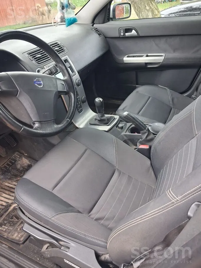 Volvo V50 2004 photo 4