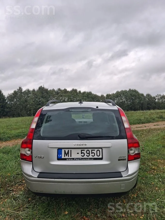 Volvo V50 2004 photo 3