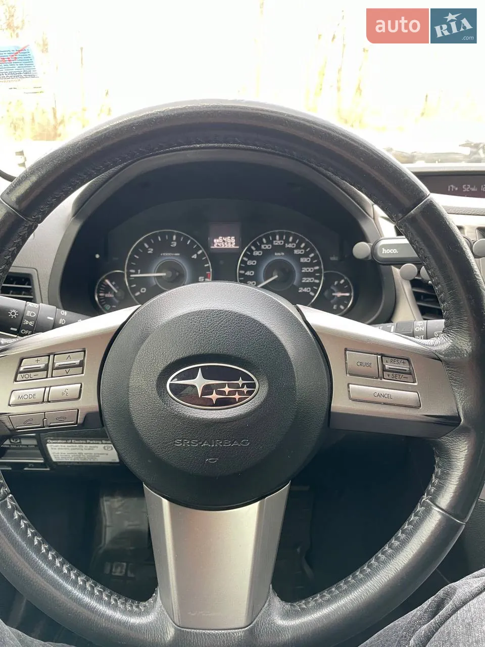 Subaru Outback 2010 photo 2