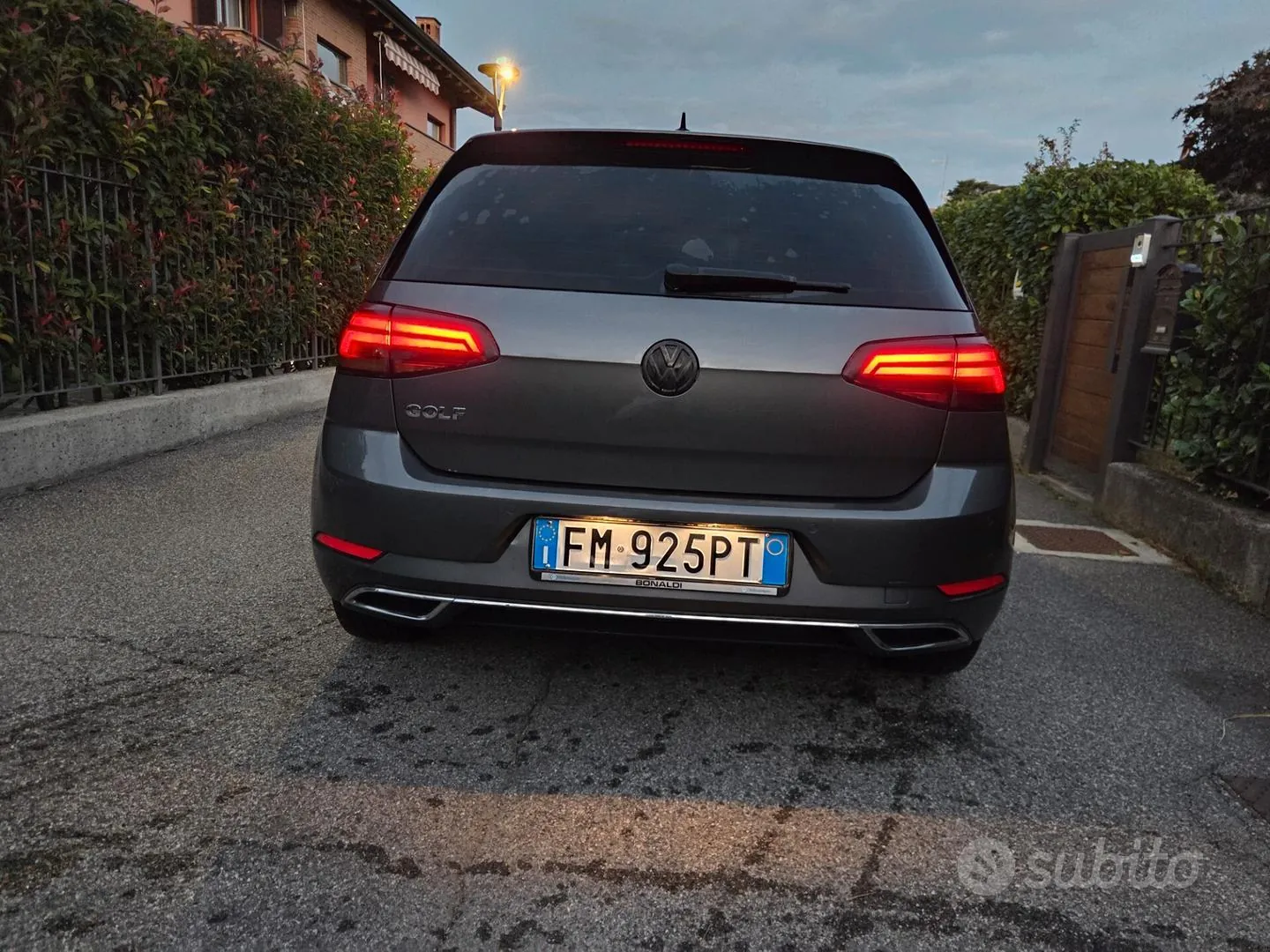Volkswagen Golf 2018 photo 2
