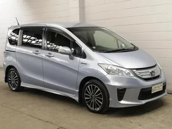 Honda Freed 2013 photo 2