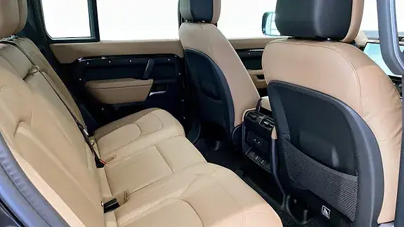 Land Rover Defender 90 2027 photo 5