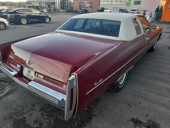 Cadillac Deville 1975 photo 5