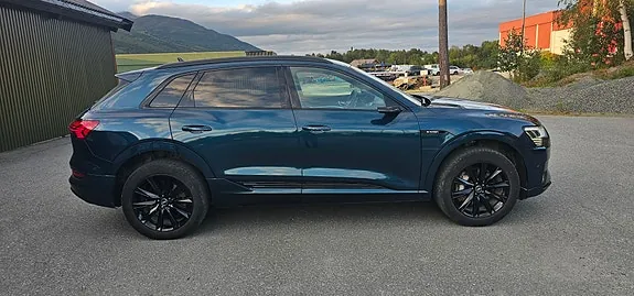 Audi E-Tron 2019 photo 2
