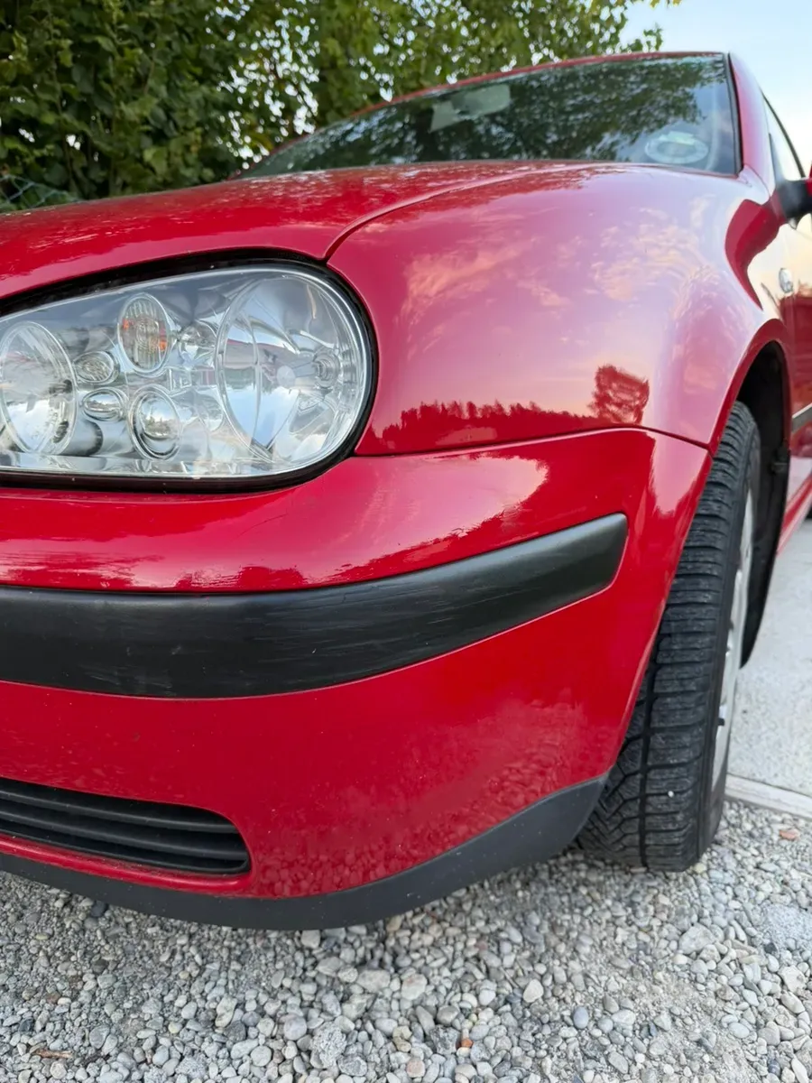 Volkswagen Golf 2002 photo 3