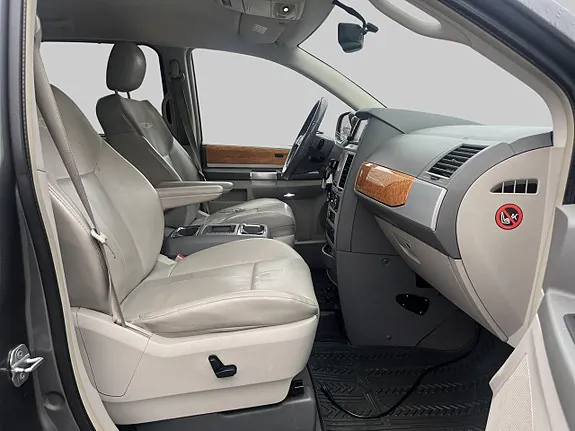 Chrysler Grand Voyager 2008 photo 4