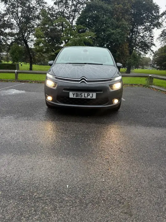 Citroen Grand C4 Picasso 2015 photo 2