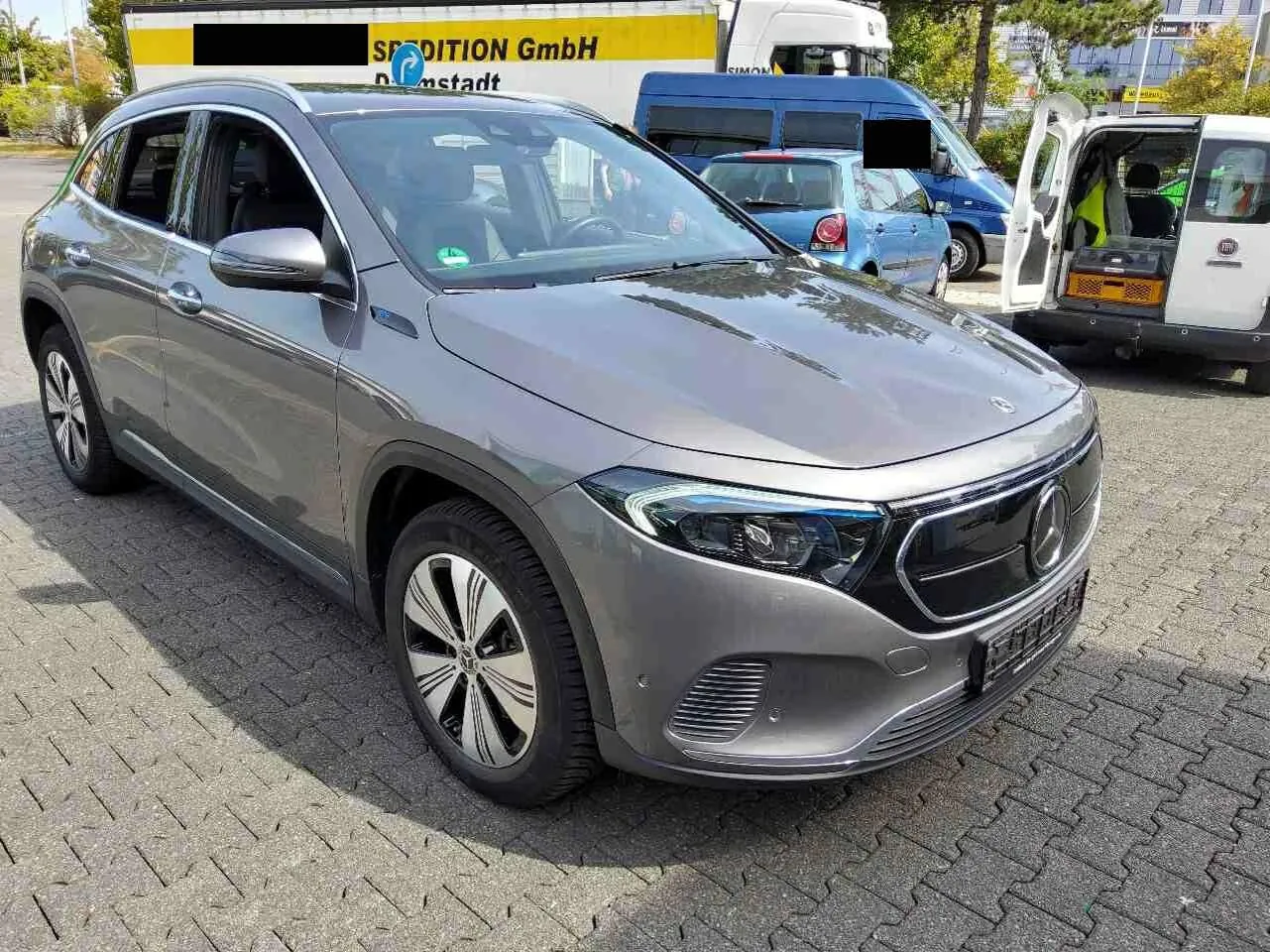 Mercedes-Benz Eqa