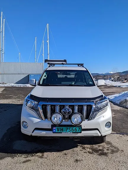 Toyota Land Cruiser 2015 photo 5