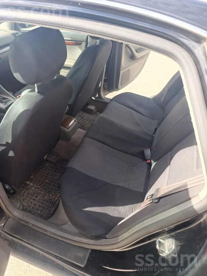Audi A4 2004 photo 5