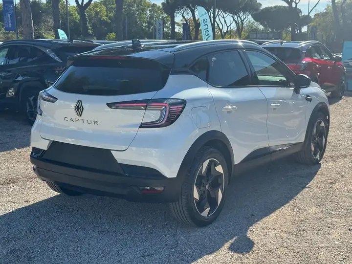 Renault Captur 2025 photo 3
