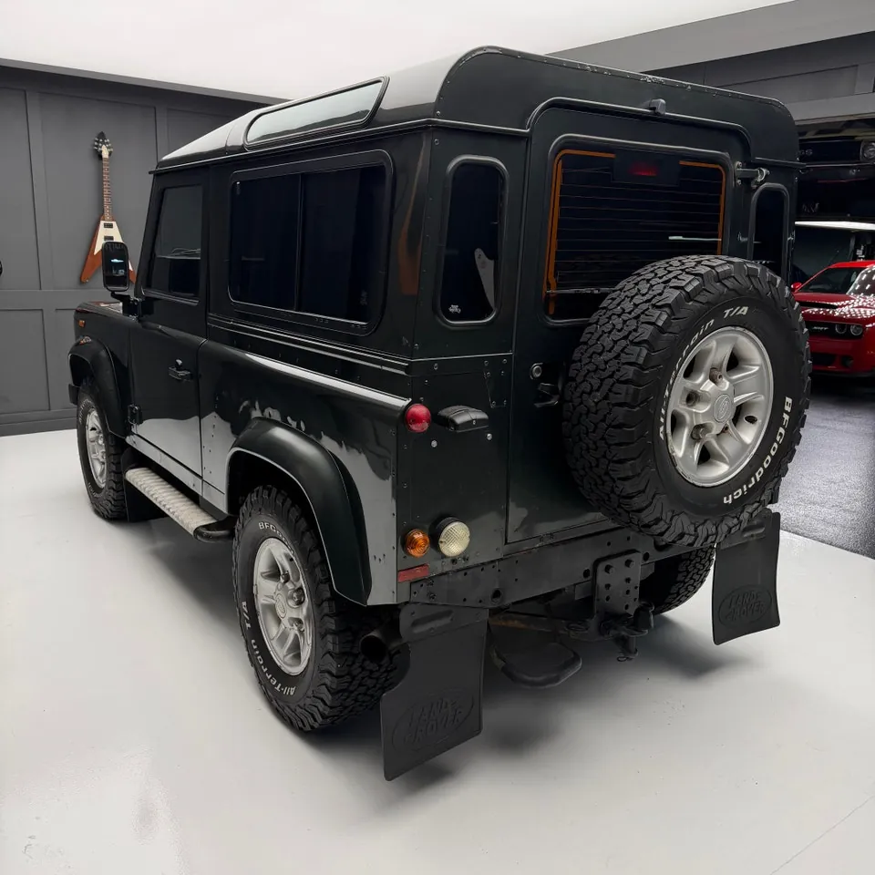 Land Rover Defender 2007 photo 3