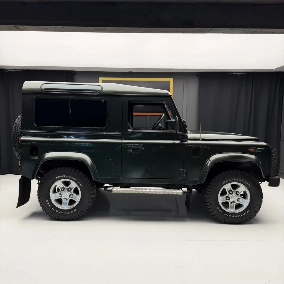 Land Rover Defender 2007 photo 5