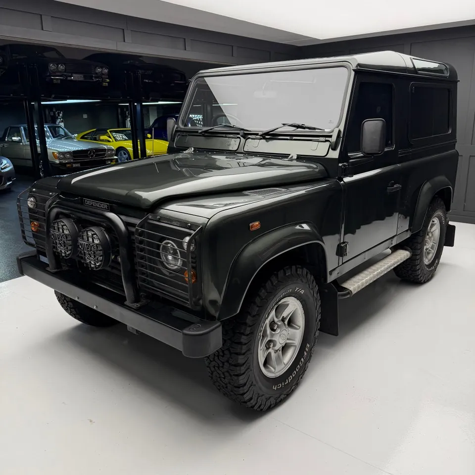 Land Rover Defender 2007 photo 2