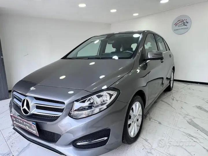 Mercedes-Benz B 180 2016 photo 4