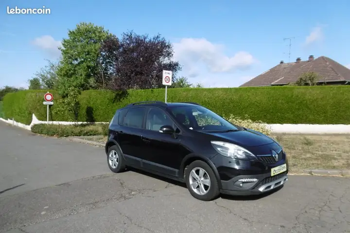 Renault Scenic 2013 photo 4