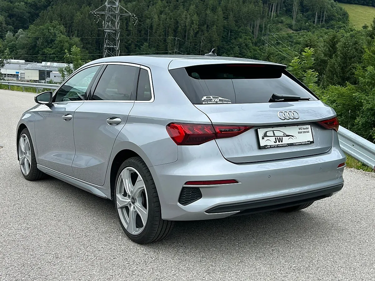 Audi A3 2021 photo 2
