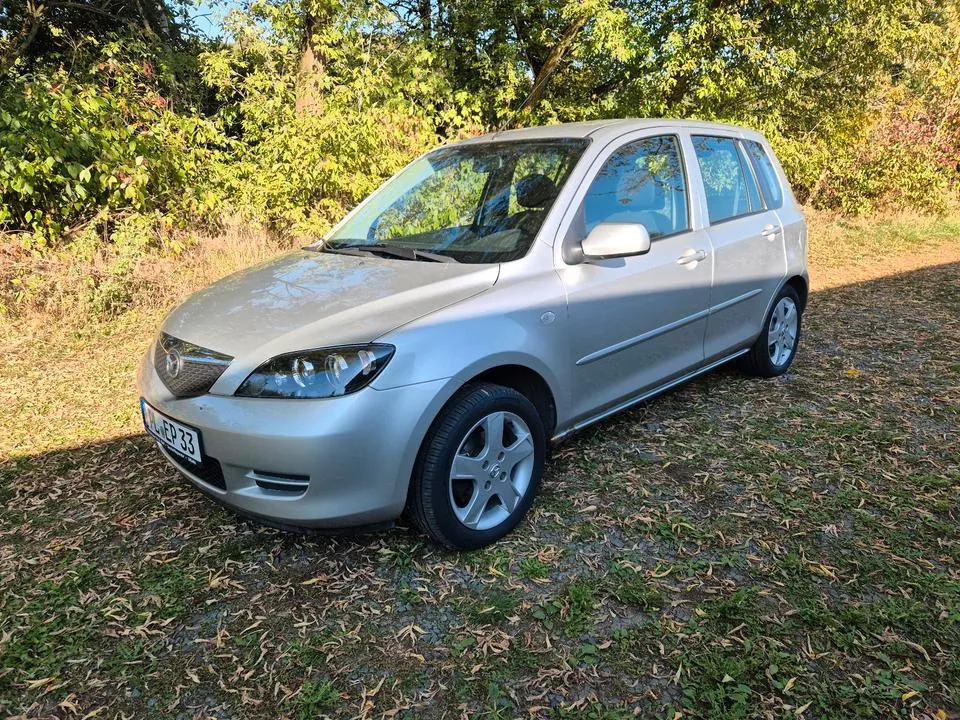 Mazda Mazda 2