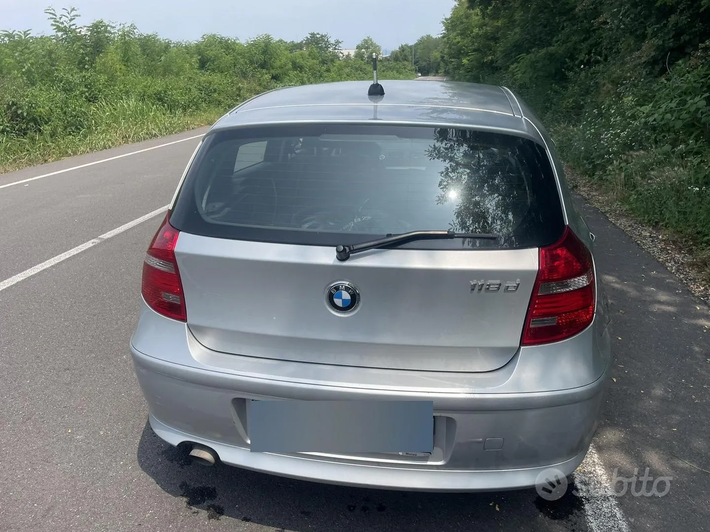 BMW 1 Series 2009 photo 2
