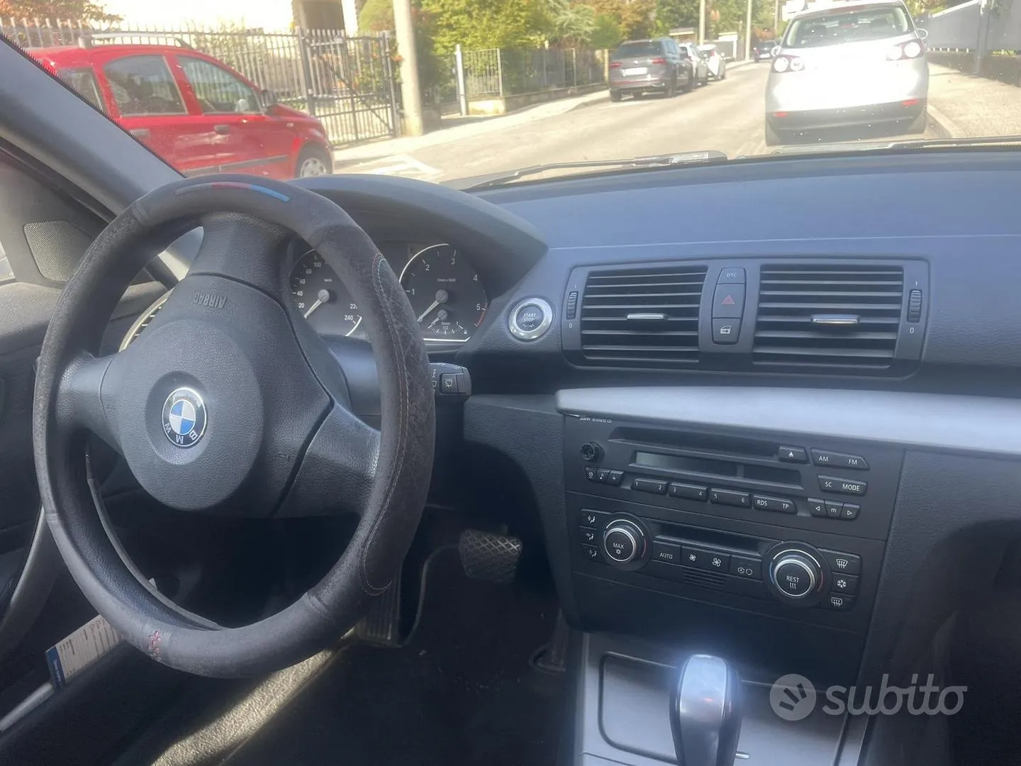 BMW 1 Series 2009 photo 5