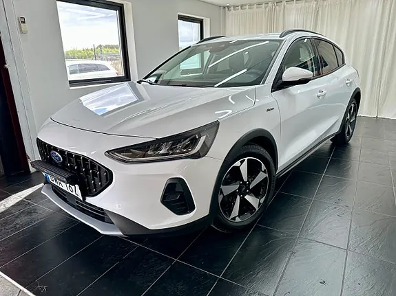 Ford Focus 2023 photo 5