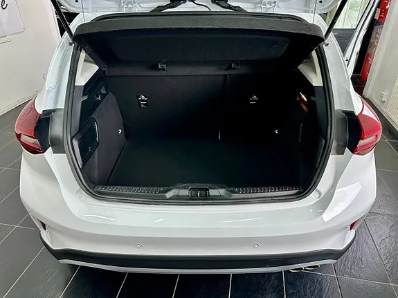 Ford Focus 2023 photo 4