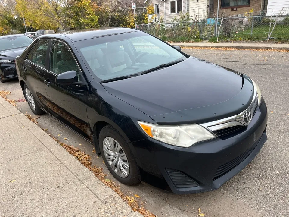 Toyota Camry 2012 photo 2