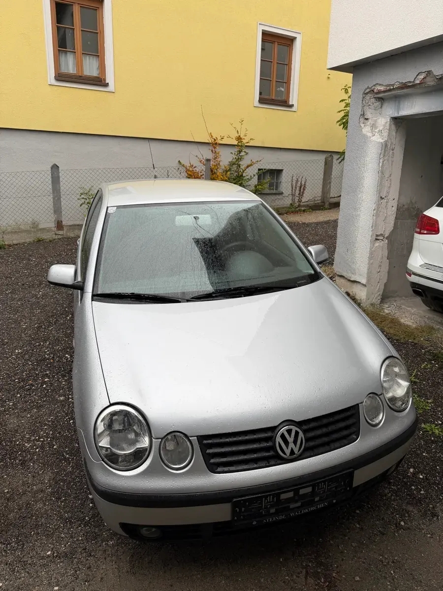 Volkswagen Polo 2004 photo 2