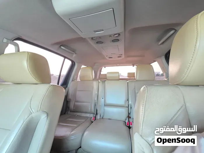 Nissan Armada 2015 photo 2