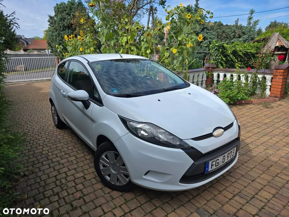 Ford Fiesta 2009 photo 4