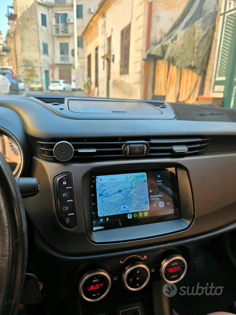 Alfa Romeo Giulietta 2015 photo 5
